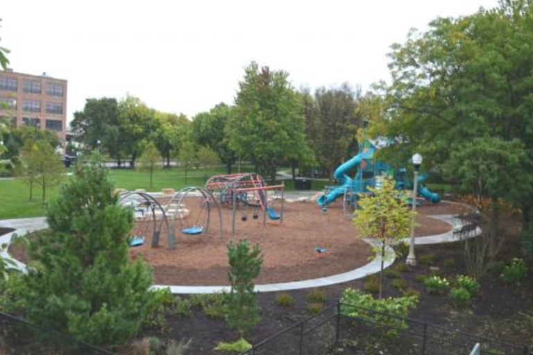 Walsh DFA off-leash dog park in Lincoln Park / Bucktown / Wicker Park, Chicago
